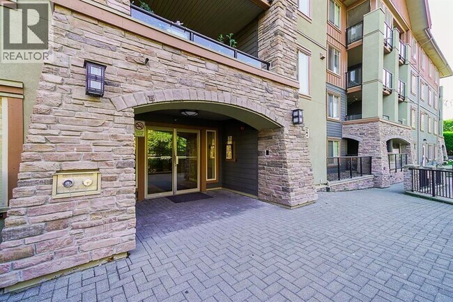 240 Sherbrooke St in New Westminster, BC - Building Photo - Building Photo
