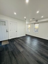 2821 S Broad St, Unit #2 floor unit in Hamilton, NJ - Building Photo - Building Photo