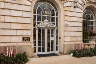 1550 N State in Chicago, IL - Building Photo - Building Photo