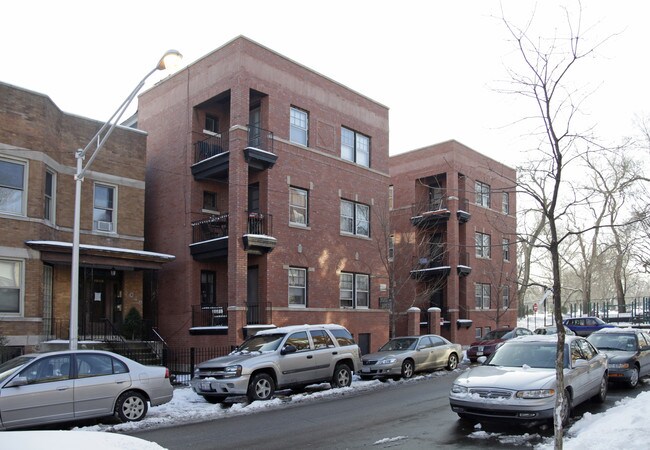 1051-1067 W Dakin St in Chicago, IL - Building Photo - Building Photo