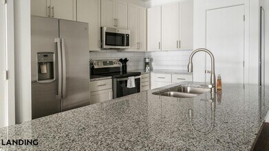 2110 Birkhall St in Raleigh, NC - Foto de edificio - Building Photo