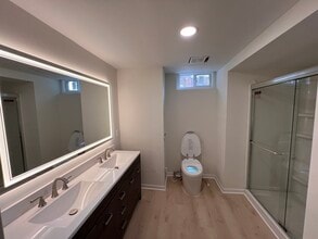 18 Rustic Ldg W in Minneapolis, MN - Building Photo - Building Photo