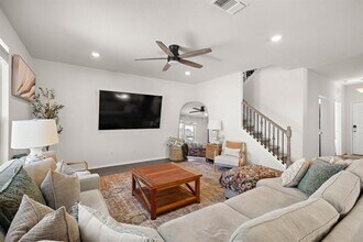 149 Fiery Skipper Ln in Georgetown, TX - Building Photo - Building Photo