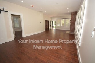 467 Felton Dr NE in Atlanta, GA - Building Photo - Building Photo