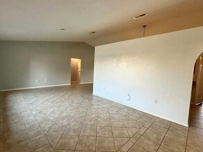 2505 Monza Dr in Sebring, FL - Building Photo - Building Photo