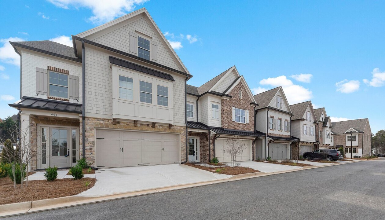 512 Springer Bnd NW in Marietta, GA - Foto de edificio