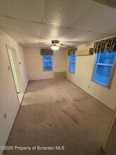 54 E Columbus Ave in Pittston, PA - Building Photo - Building Photo