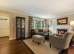 4059 Lawn Ave in Western Springs, IL - Building Photo - Building Photo