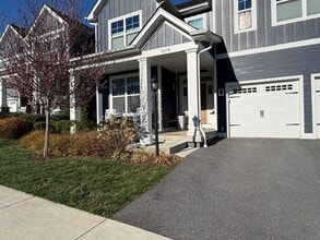 1078 Delphi Ln in Charlottesville, VA - Building Photo - Building Photo