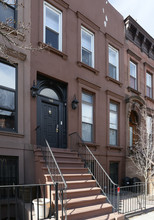 160 Saint Marks Ave in Brooklyn, NY - Building Photo - Building Photo