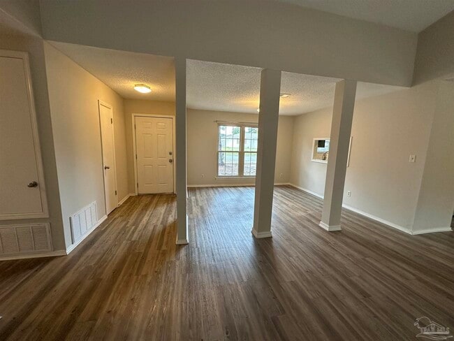 4603 La Borde Ln in Pensacola, FL - Building Photo - Building Photo