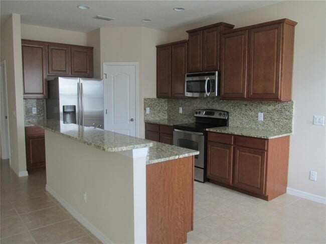 4956 Maple Park St in Orlando, FL - Building Photo - Building Photo