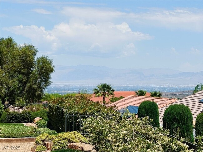 2192 Canyonville Dr in Henderson, NV - Building Photo - Building Photo