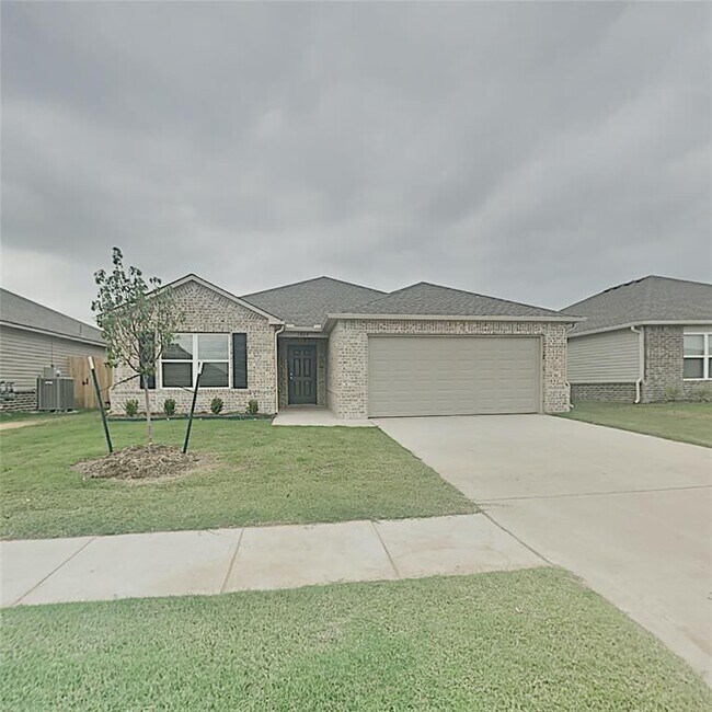 1809 Hannah Ln in Yukon, OK - Building Photo - Building Photo