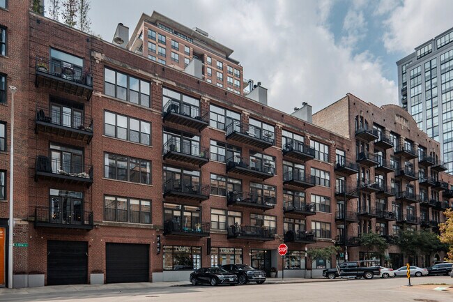 property at 375 W Erie St