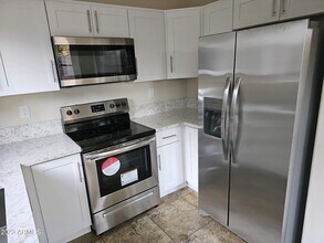 1811 S 39th St in Mesa, AZ - Building Photo - Building Photo