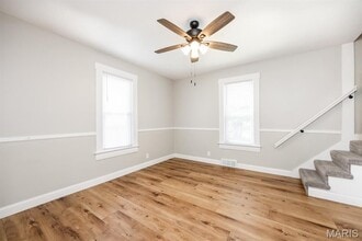 415 S Oak St in O'Fallon, IL - Building Photo - Building Photo