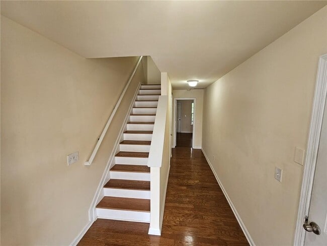 2425 Ivey Crest Cir in Tucker, GA - Building Photo - Building Photo