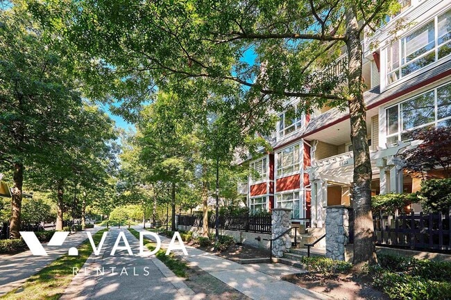 6833 Village Green in Burnaby, BC - Building Photo - Building Photo