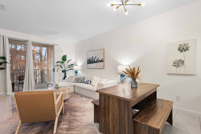 property at 200 Sandestin Ln