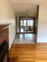 4 Lois Ln in Lexington, MA - Building Photo - Building Photo