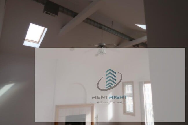 property at 1446 W Chicago Ave