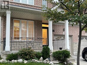 406 Black Dr in Milton, ON - Building Photo - Building Photo