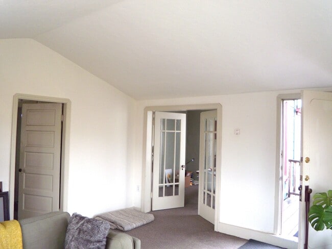 913 Camelia St in Berkeley, CA - Foto de edificio - Building Photo