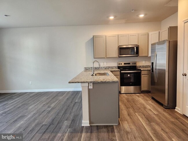 property at 164 Caterpillar Dr