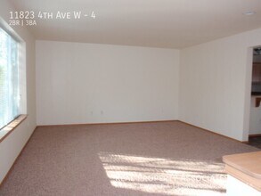 11823 4th Ave W in Everett, WA - Building Photo - Building Photo