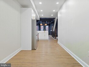 2321 McCulloh St in Baltimore, MD - Foto de edificio - Building Photo