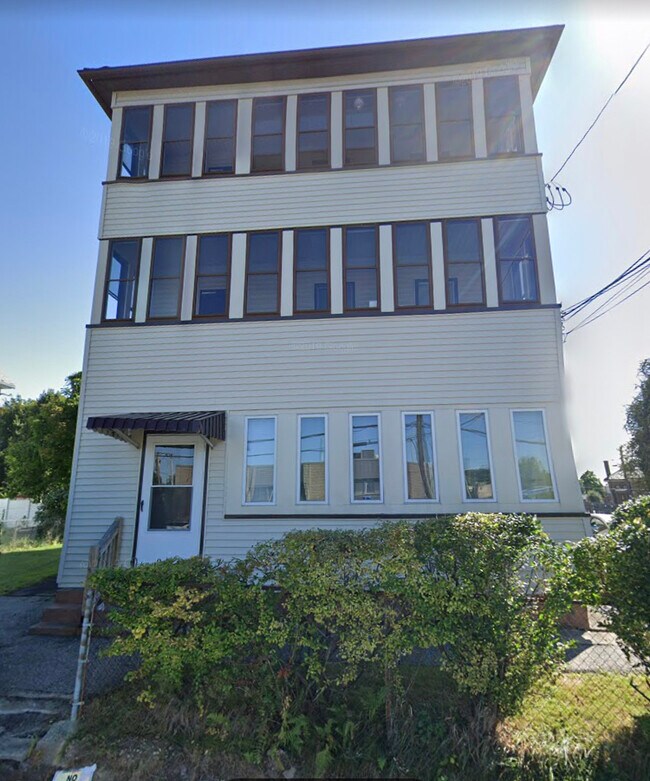 4 Greendale Ave Rentals in Worcester, MA