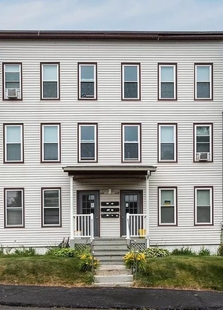 property at 629 Clay St