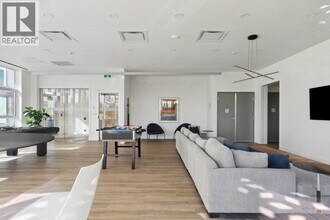 318 Alderson Ave in Coquitlam, BC - Building Photo - Building Photo