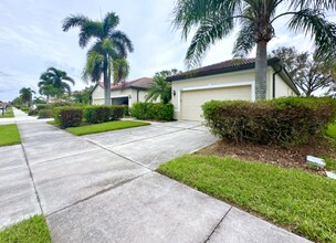 2486 Oswego Dr in North Port, FL - Building Photo - Building Photo