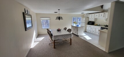 105 Forest St in Naugatuck, CT - Building Photo - Building Photo