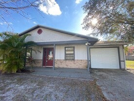 2/2 home with garage - tile on inside with in Kissimmee, FL - Building Photo