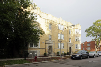 130 N Leamington Ave in Chicago, IL - Building Photo - Building Photo