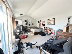 33 Lawn St, Unit 3 in Boston, MA - Building Photo - Building Photo