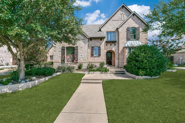 property at 605 Royal Glen Dr