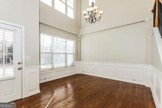 5521 Village Trace in Union City, GA - Building Photo - Building Photo