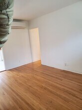 11738 Missouri Ave, Unit 11738 in Los Angeles, CA - Foto de edificio - Building Photo