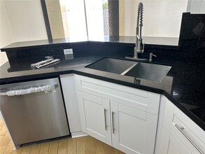 5403 SW 126th Ter in Miramar, FL - Building Photo - Building Photo