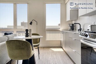 4510 Hubbard St-Unit -FL6-ID1035 in Emeryville, CA - Building Photo - Building Photo