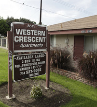 Western Crescent Apartments in Buena Park, CA - Building Photo - Building Photo