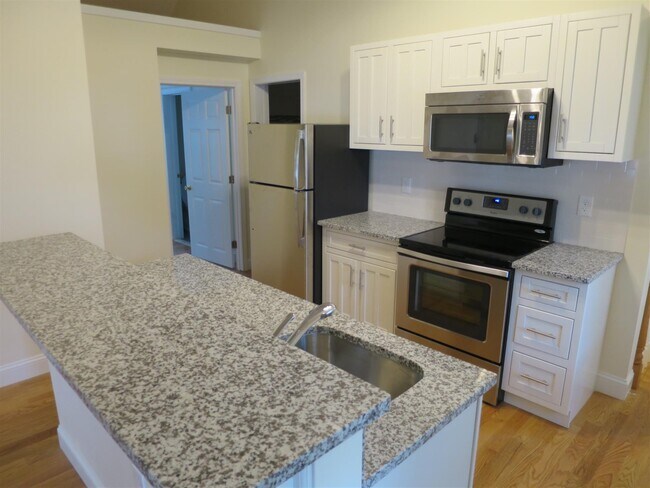 178 Boston Ave in Somerville, MA - Foto de edificio - Building Photo