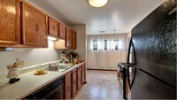 Building Photo - Sunset Ridge Apartments in Milwaukee, Wisconsin