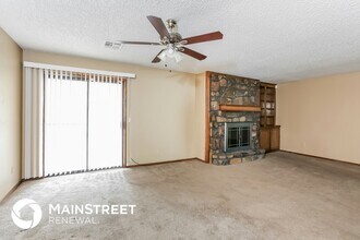 8300 NW 112th Terrace, Unit 5 in Oklahoma City, OK - Building Photo - Building Photo