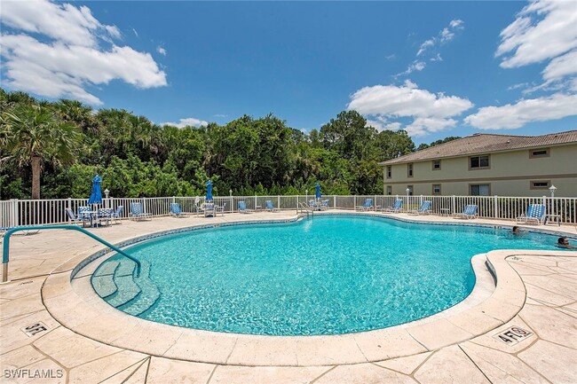 640 Luisa Ln in Naples, FL - Foto de edificio - Building Photo