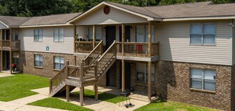 Rainview Apartments in Bay Minette, AL - Building Photo